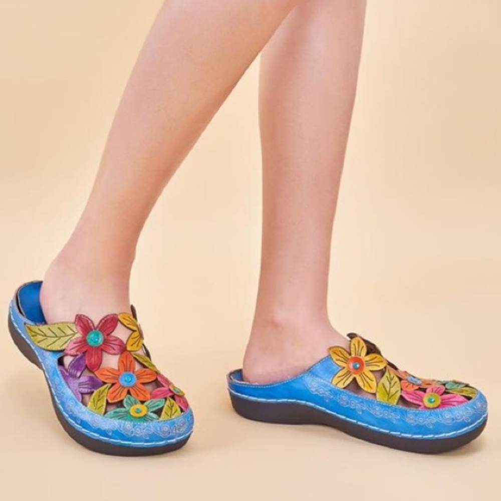 Laura Vita France Billy 52 retro colorfully floral